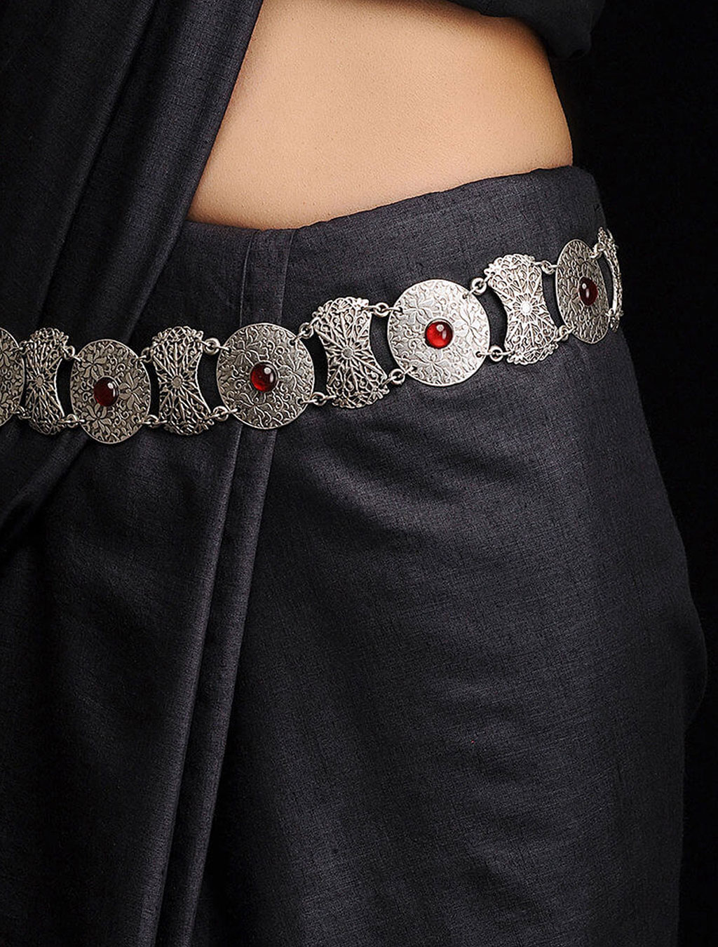 بچھوا,bichhua,bichhooa,bichua,ਬਿਛੂਆ,,Traditional Ornaments of Punjab,Jewellery,jewelry,zaiwar,زیور, ,گہنا,بُھوکھن,النکار,ٹُوم,ٹومب,ٹونب چھلا,Traditional Ornaments of Punjab,, 