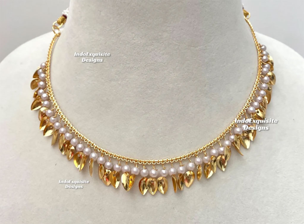 بالی, بالیاں,earring,ਬੋਹਰ,,ਬੋਹਰ,پیپل پتیاں,پپل,پیپل پتا,پیپل وٹا,ਪੀਪਲ ਪਤਾ ,ਪੀਪਲ ਵਤਾ,ਪੀਪਲ ਪੱਤਿਆਂ,pippal-watta, pippal pata, pippal pattian, Traditional Ornaments of Punjab, Jewellery, jewelry, zaiwar,زیور, ,گہنا,بُھوکھن,النکار,ٹُوم,ٹومب,ٹونب چھلا,Traditional Ornaments of Punjab,